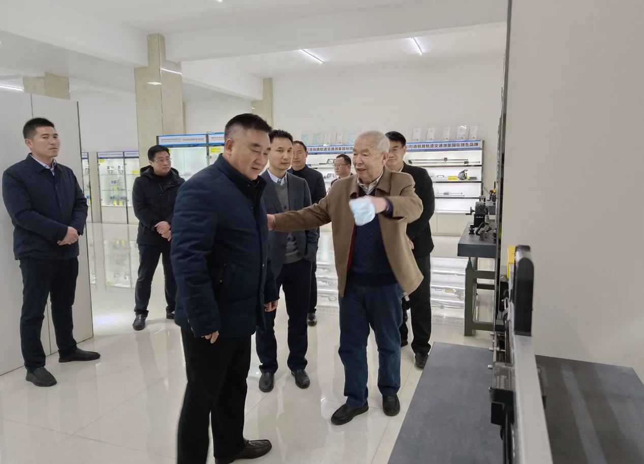 襄阳市市委协各级领导助力米朗科技调研考察