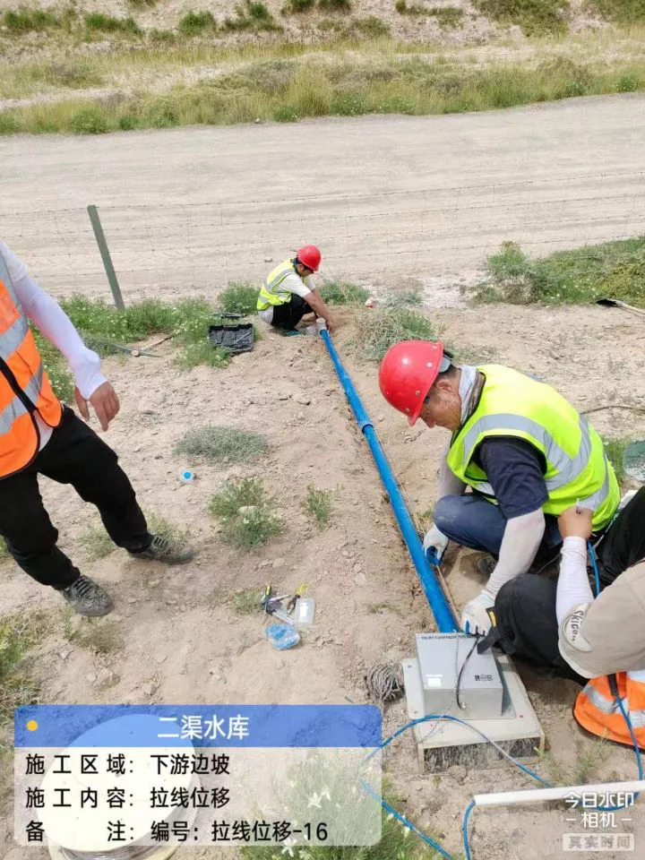 拉线裂缝计在桥梁、边坡、隧道、基坑等方面的应用